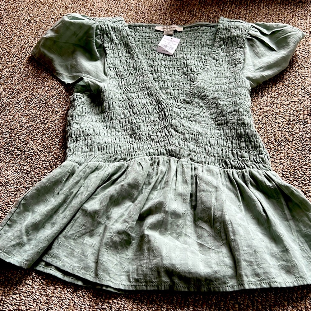 American Eagle Short Sleeve Top; size XS